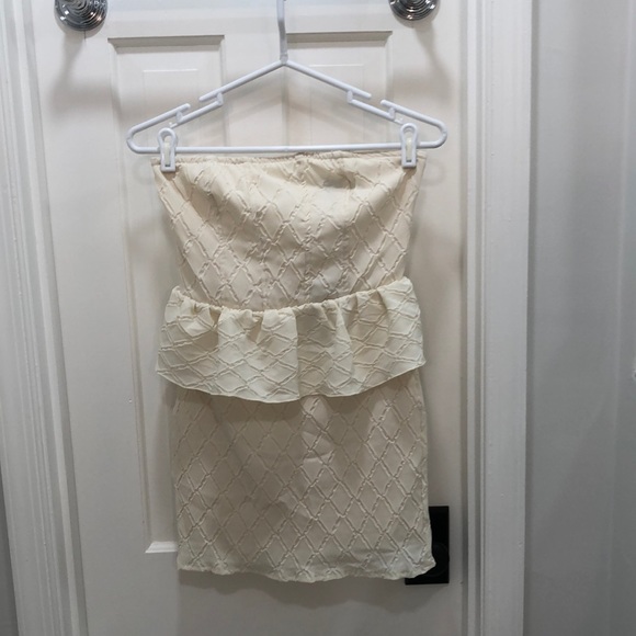 NWT strapless bodycon mini dress - Picture 1 of 4